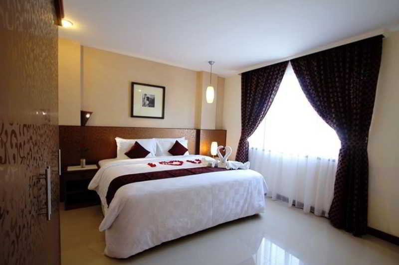 Ohana Hotel Kuta Kuta Lombok Extérieur photo